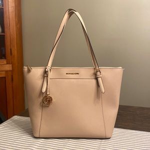 Michael Kors Jet Set Tote bag